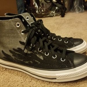Black flames Converse